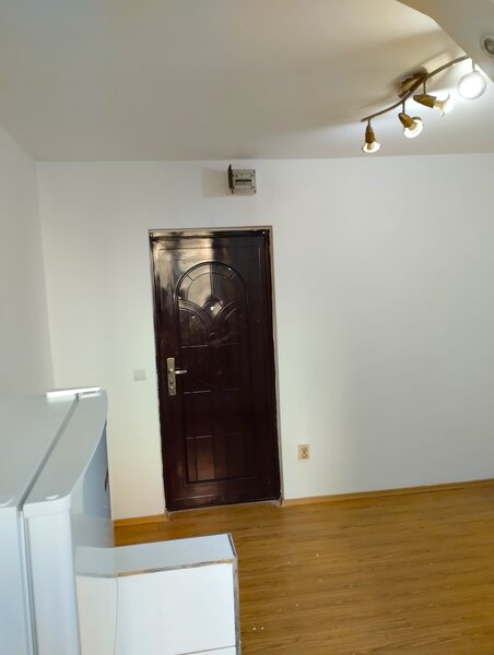 Titan, Theodor Pallady, 4 minute metrou 1 Decembrie 1918, renovata, boxa